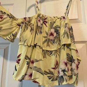 Hollister cold shoulder crop top